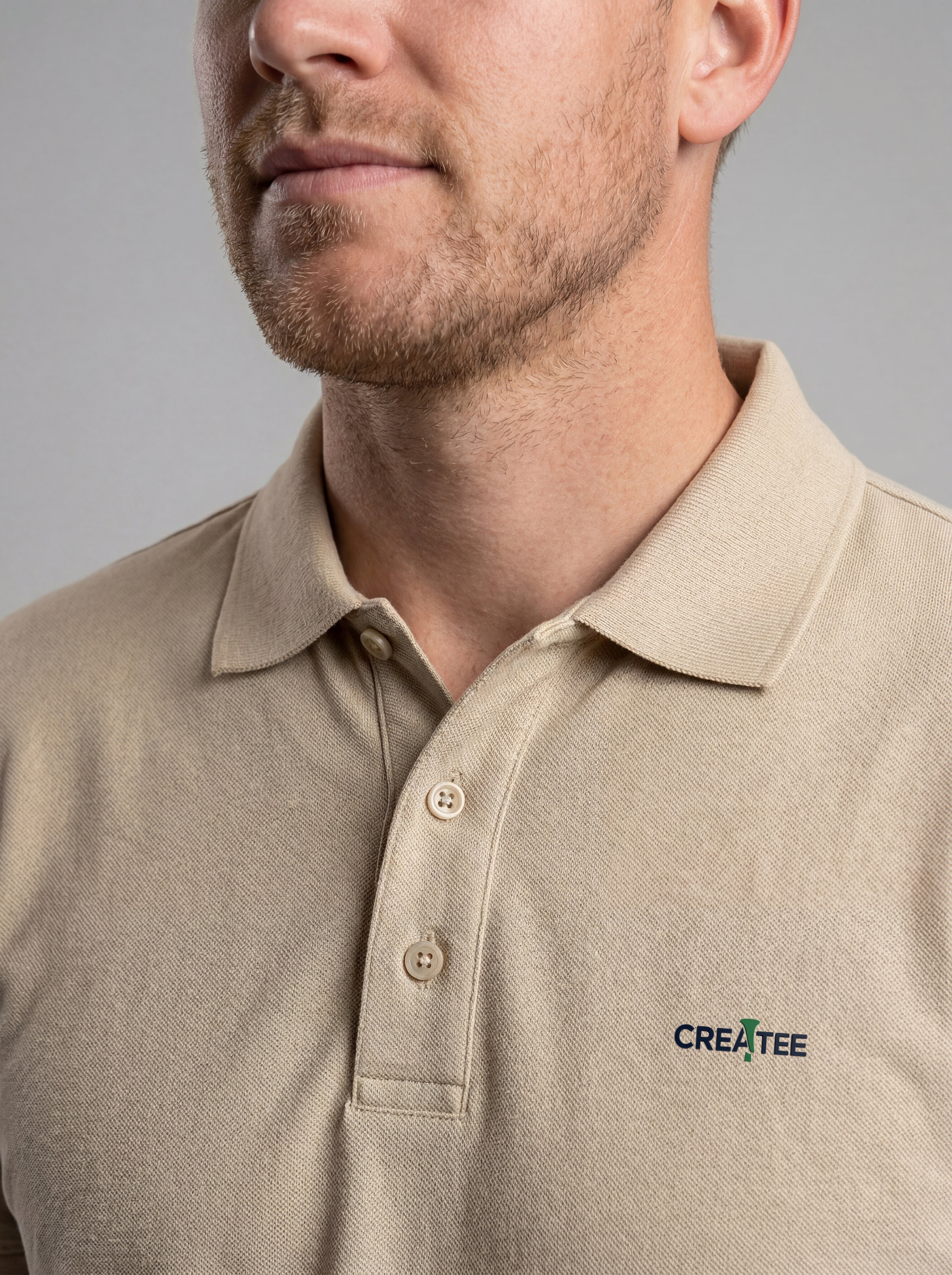 polo beige detail